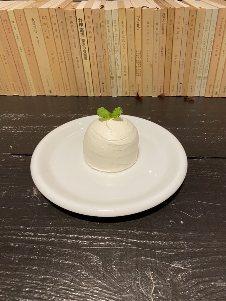 レアチーズケーキ¥660