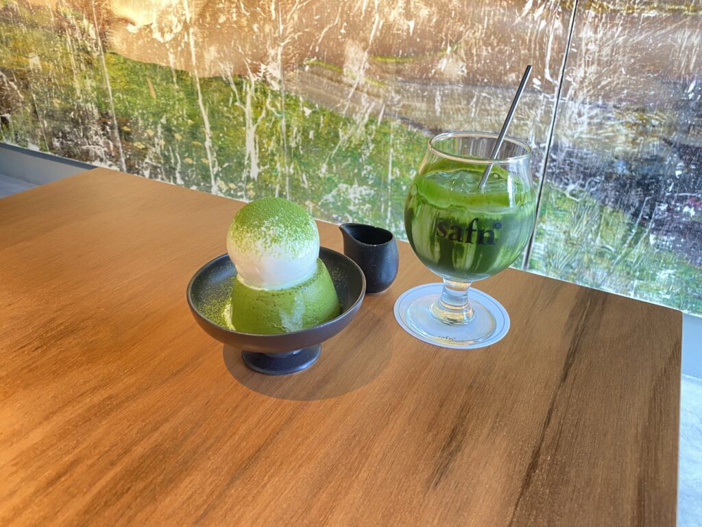 特濃抹茶プリンアフォガード|抹茶ソース¥950/抹茶ラテ(ice)¥700