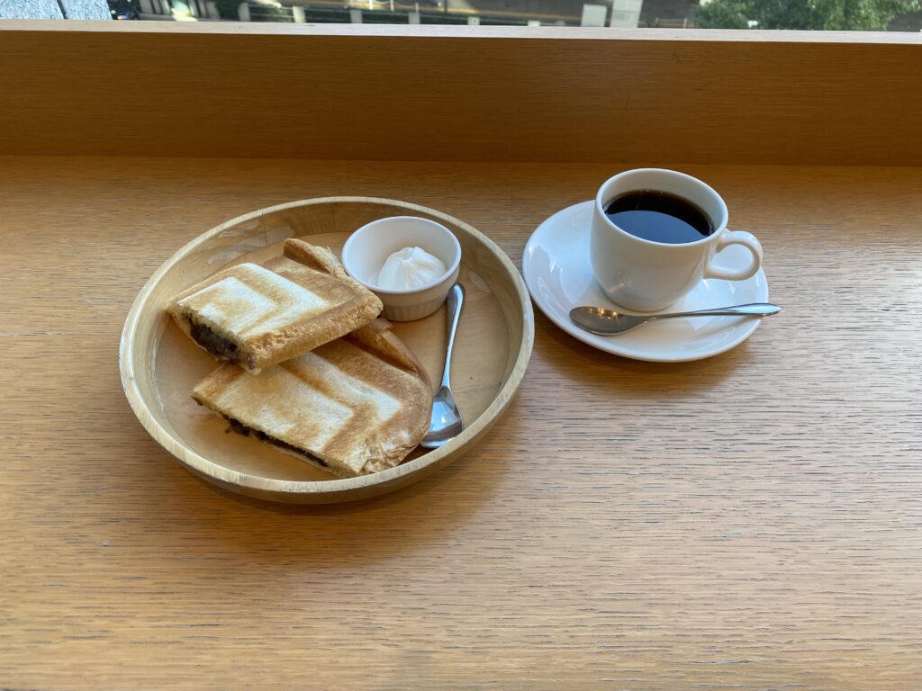 小倉サンドとブレンドコーヒーのセット¥830